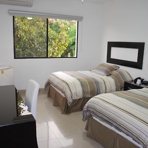Brandt Ejecutivo Colonial Los Robles